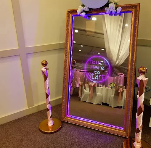 Magic Mirror Photo Booth