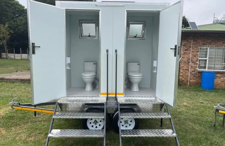 Vehicular Mobile Toilet
